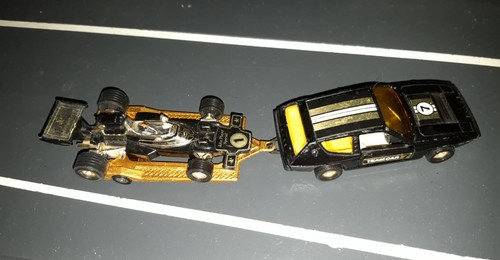 Corgi toys john player - john,
