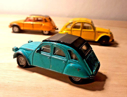 Citroën ente 2cv6 - 3,