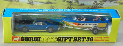 Corgi toys gift set - toys,