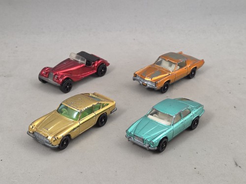 Corgi rockets morgan - morgan, plus